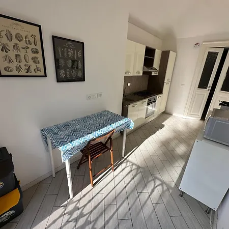 Vintage Rondo Quadrilatero Appartement